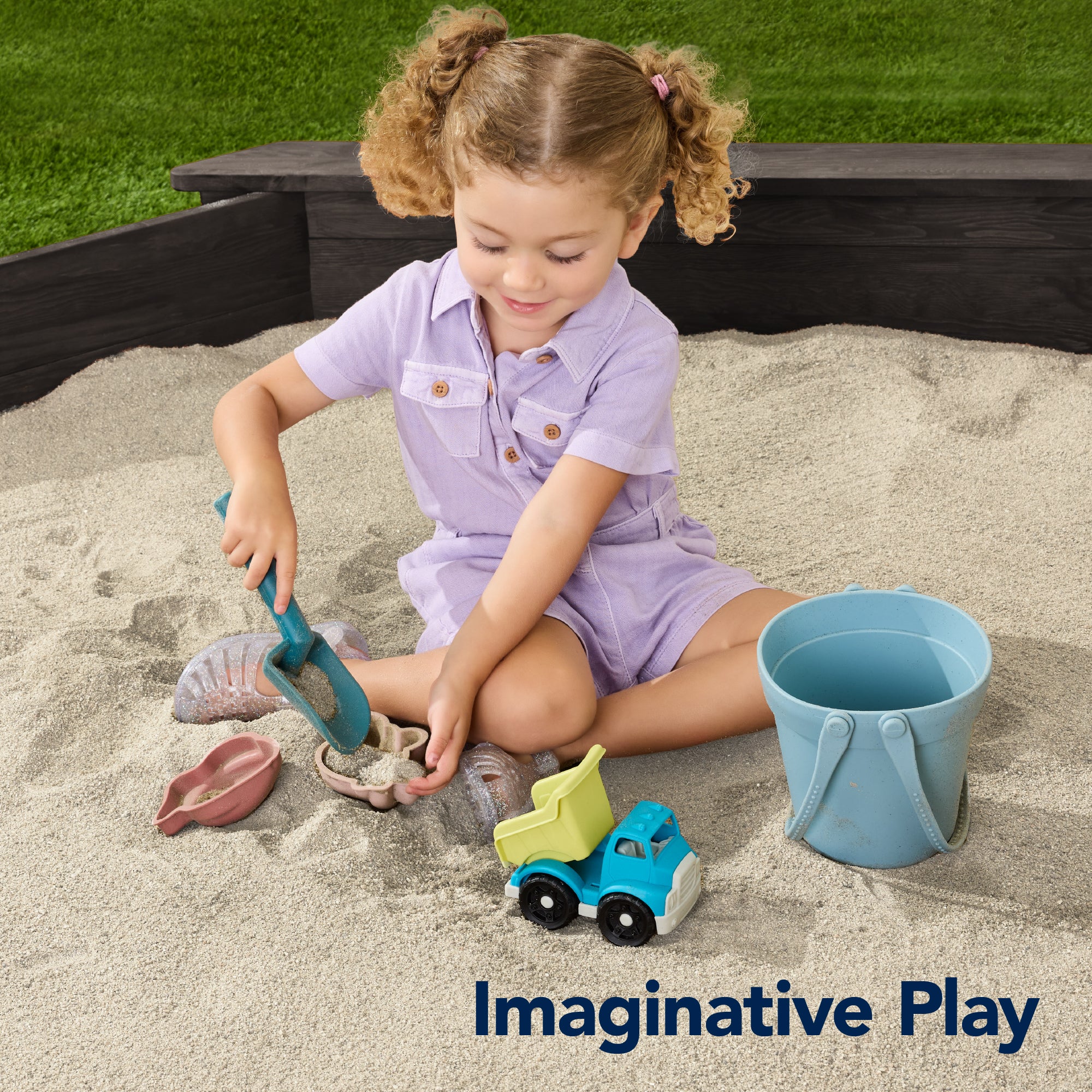 Kid's Wooden Octagonal Sandbox w/ Sand Cover, 4 Reinforced Benches, 8 Seats - Image 3