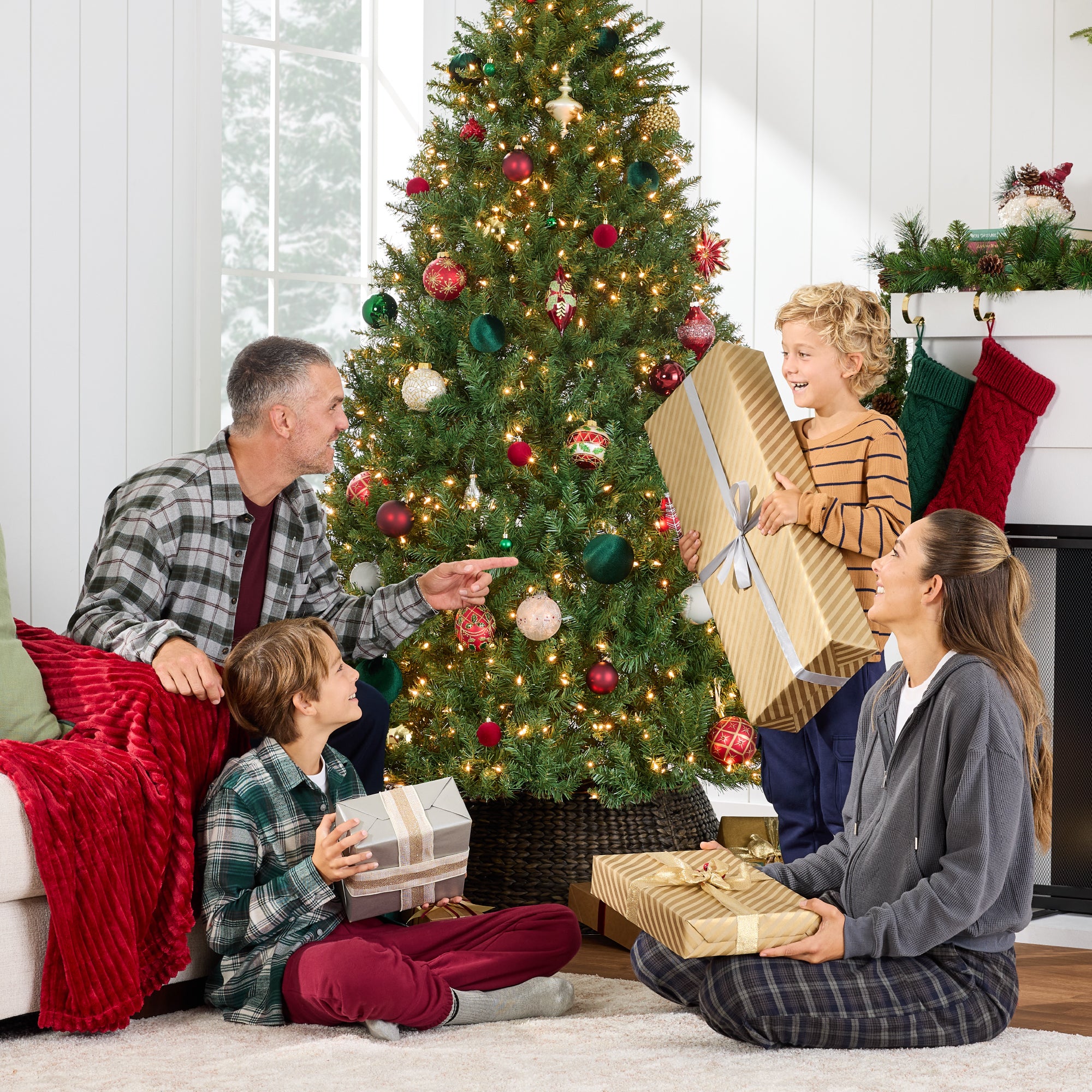 Pre-Lit Hinged Douglas Artificial Christmas Tree w/ Stand - Image 36