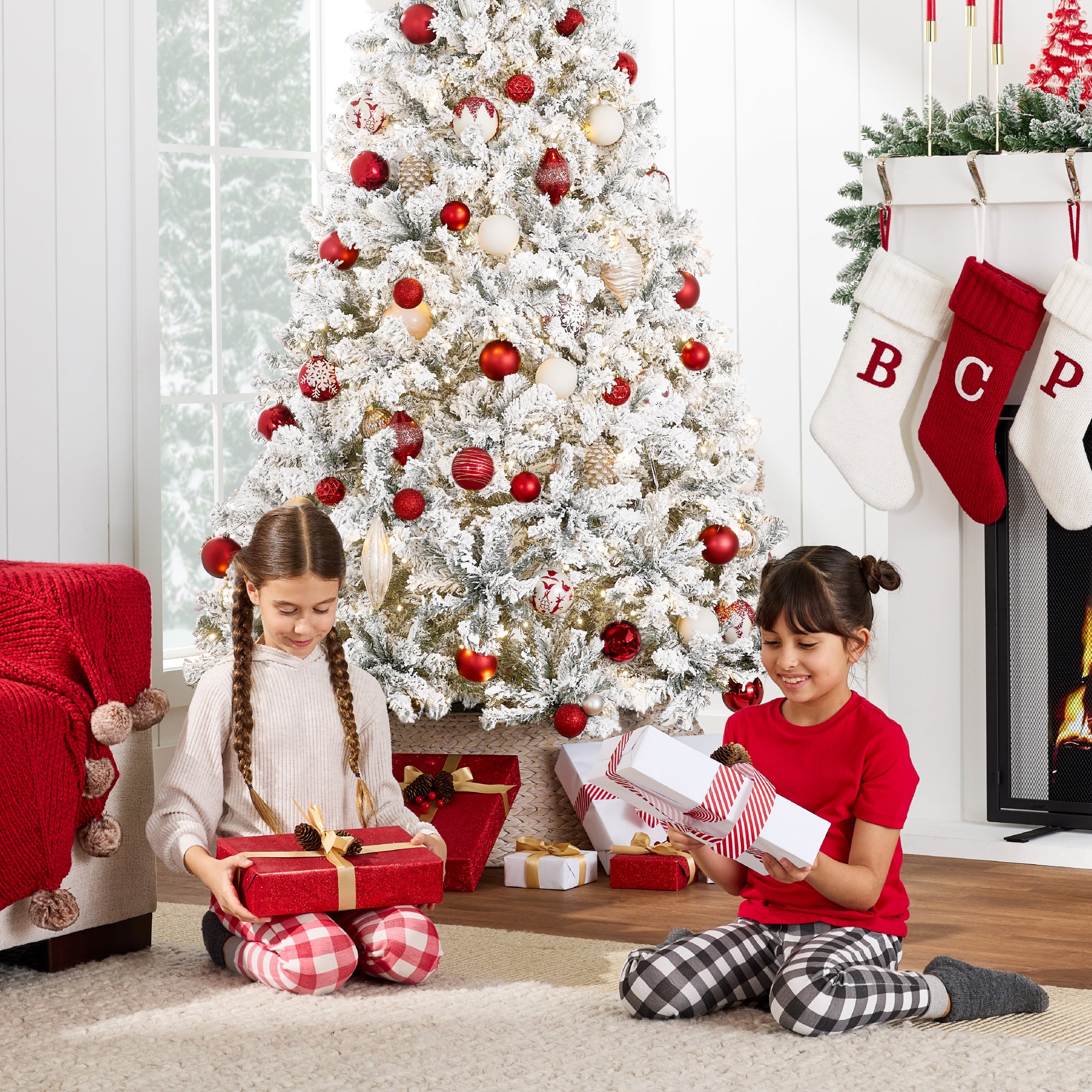 Pre-Lit White Snow Flocked Artificial Pine Christmas Tree w/ 2-in-1 Lights - Image 5