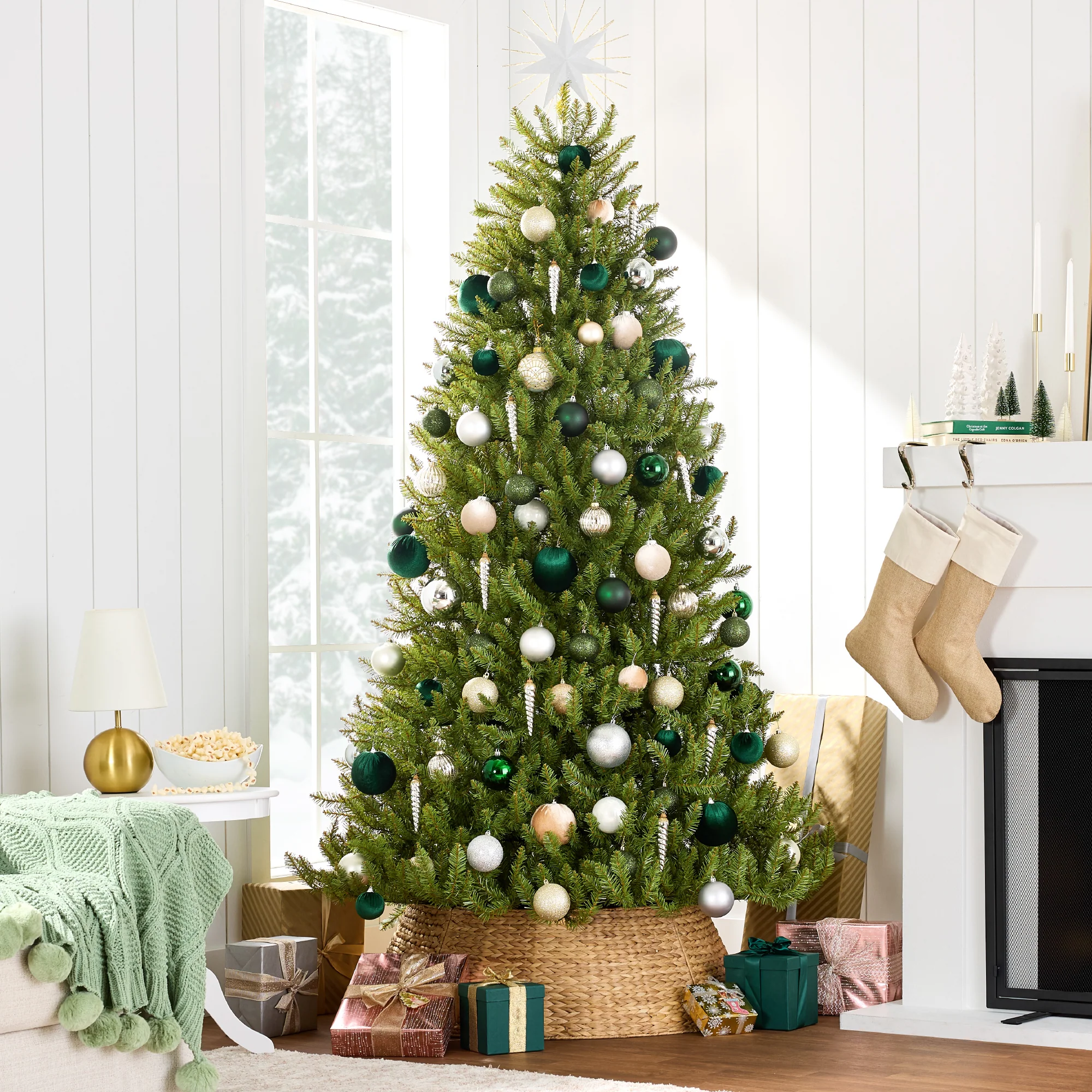 Premium Artificial Nordic Fir Hinged Christmas Tree w/ Foldable Metal Base - Image 26